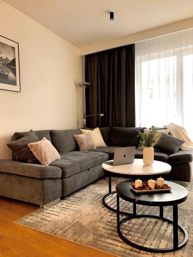 ורשה Apartaments Airport Okecie Premium מראה חיצוני תמונה