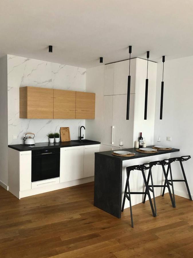 ורשה Apartaments Airport Okecie Premium מראה חיצוני תמונה